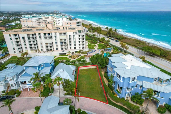 a view of building with an outdoor space
