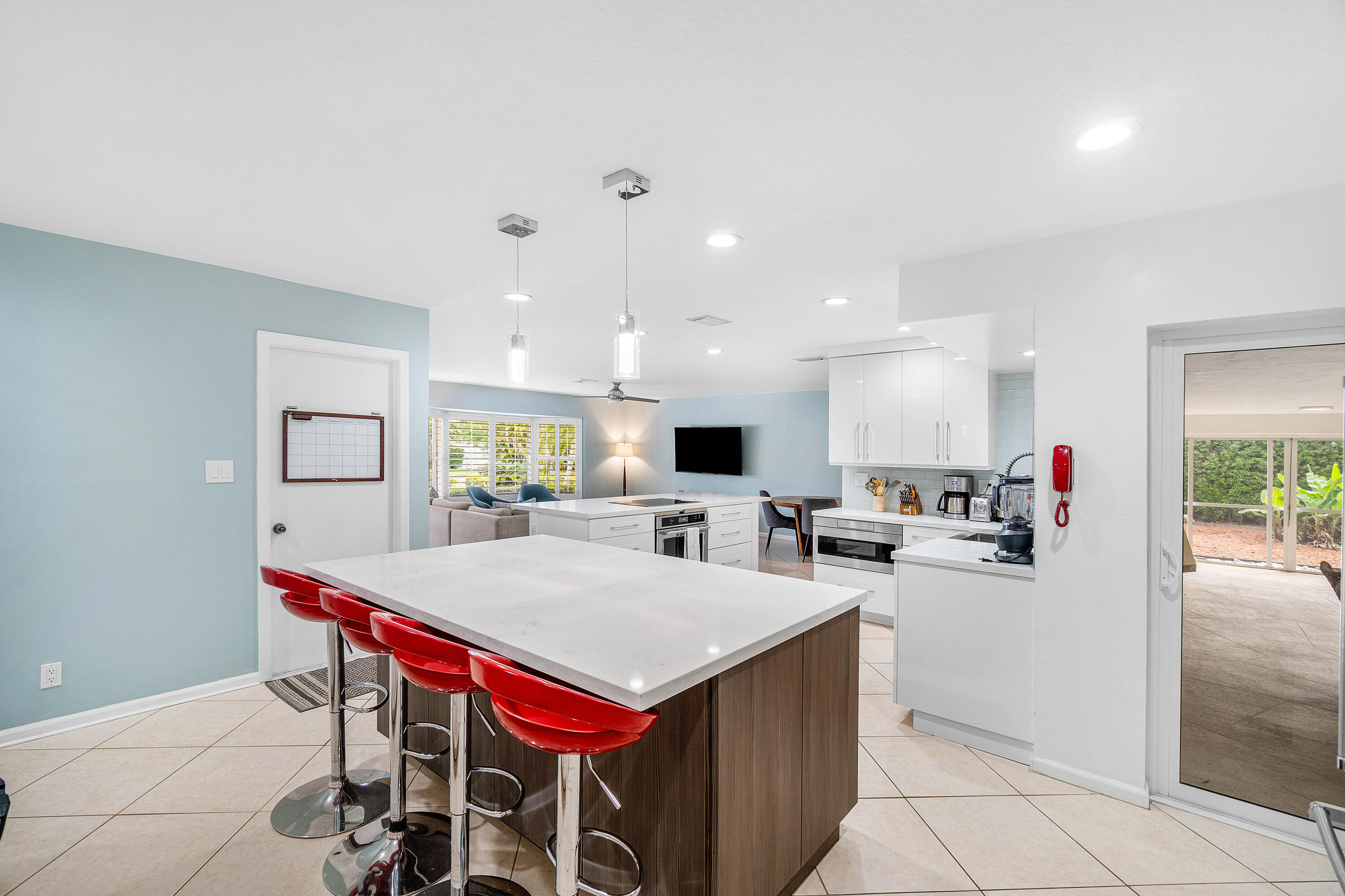 400 Northeast 43rd Street Boca Raton, FL 33431 - Photo 16 of 36 2nd Island towards Living Room