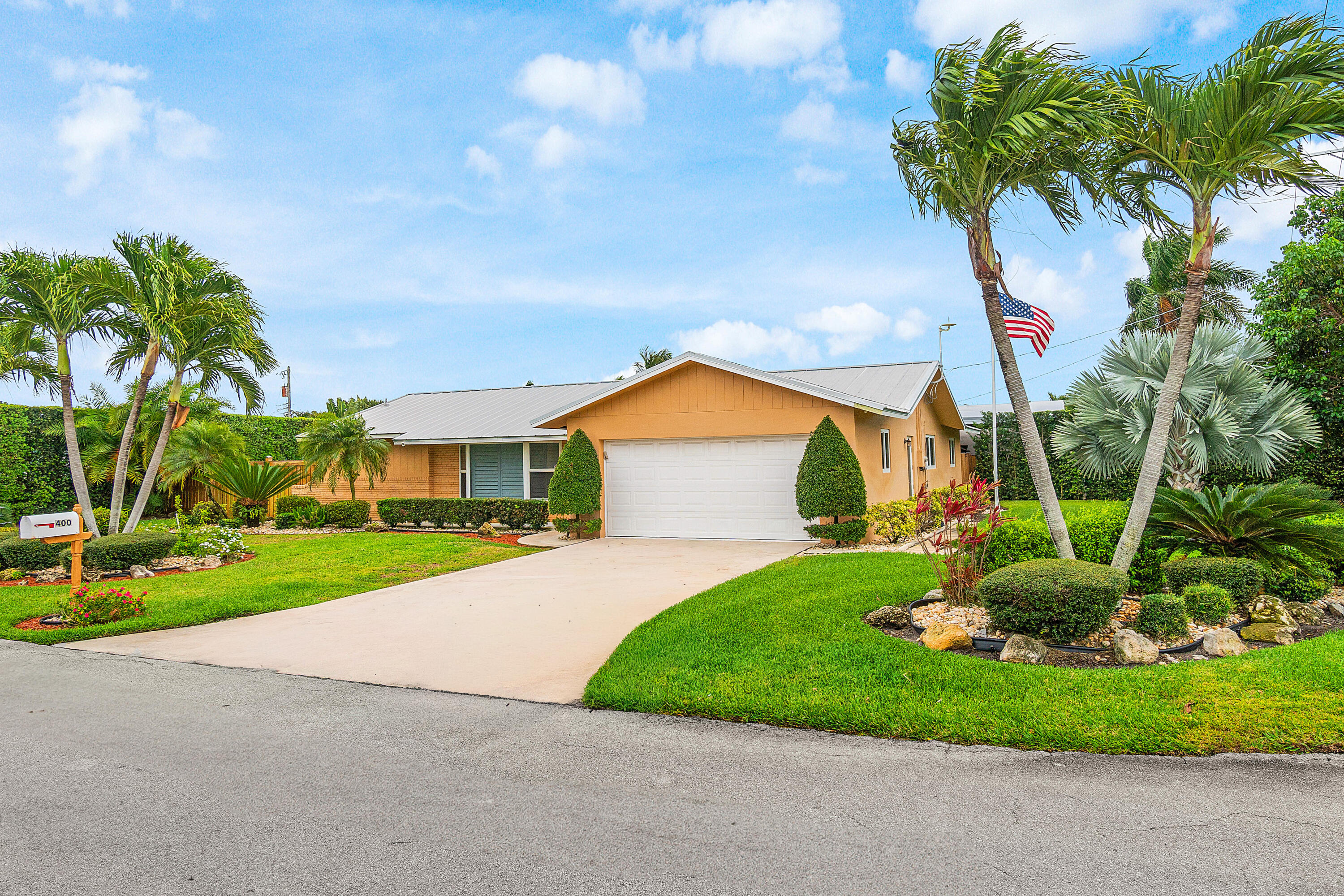 400 Northeast 43rd Street Boca Raton, FL 33431 - Photo 3 of 36 Front Angle