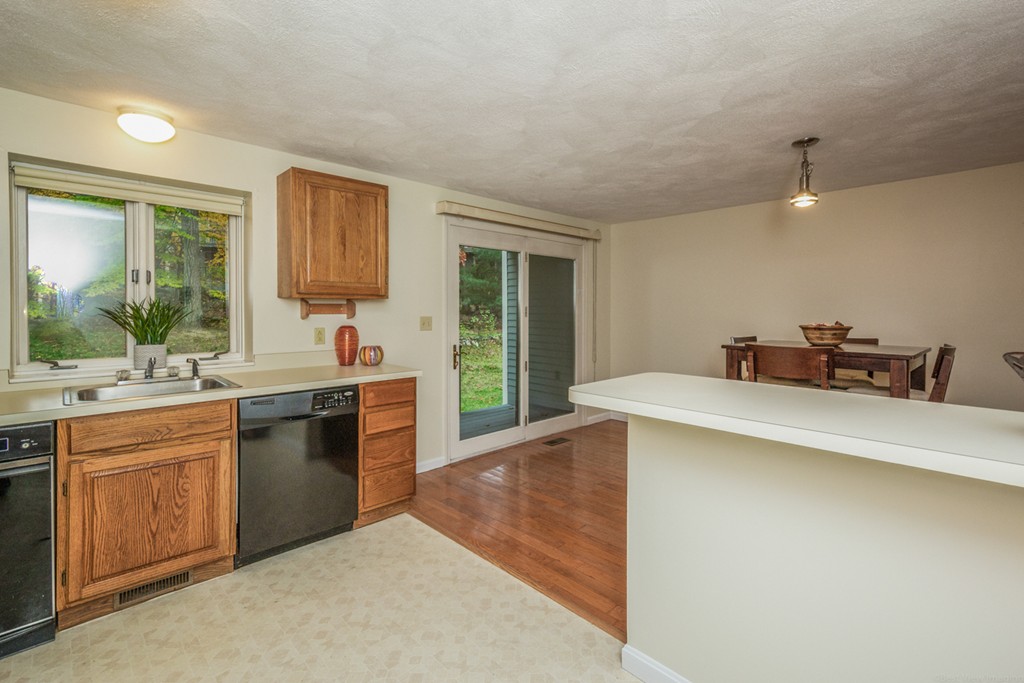 4 Deer Path, Unit 4 Maynard, MA 01754 - Photo 10 of 29 Gallery Image 10