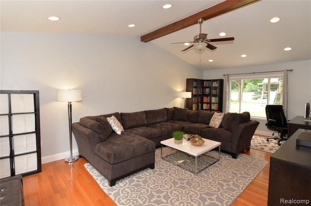 2154 Highsplint Drive Rochester Hills, MI 48307 - Photo 16 of 42