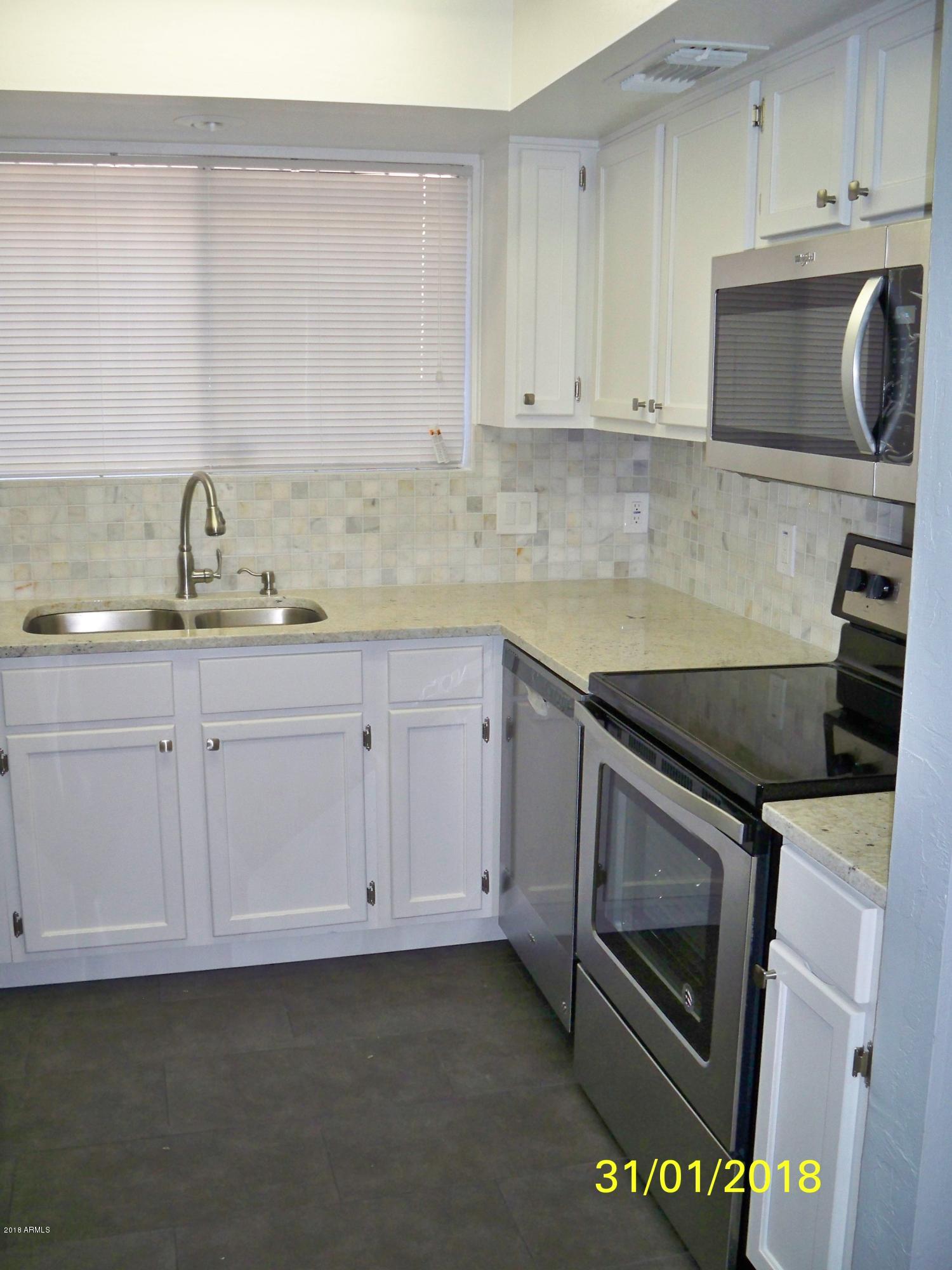 4214 West Boca Raton Road Phoenix, AZ 85053 - Photo 7 of 18 100_3333