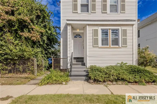 $1,800 | 67 Prentice Avenue, Unit 1, South River, NJ 08882