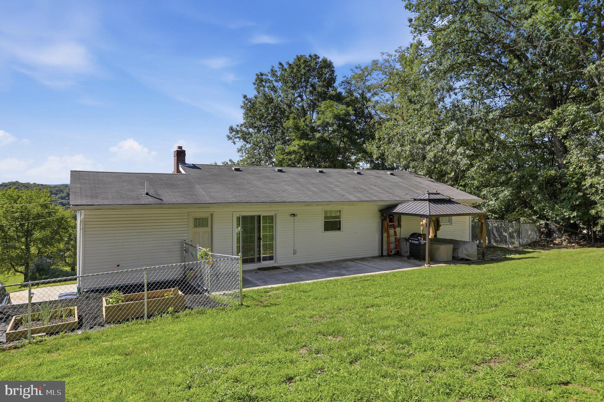120 Motorcycle Lane Ridgeley, WV 26753 - Photo 8 of 34