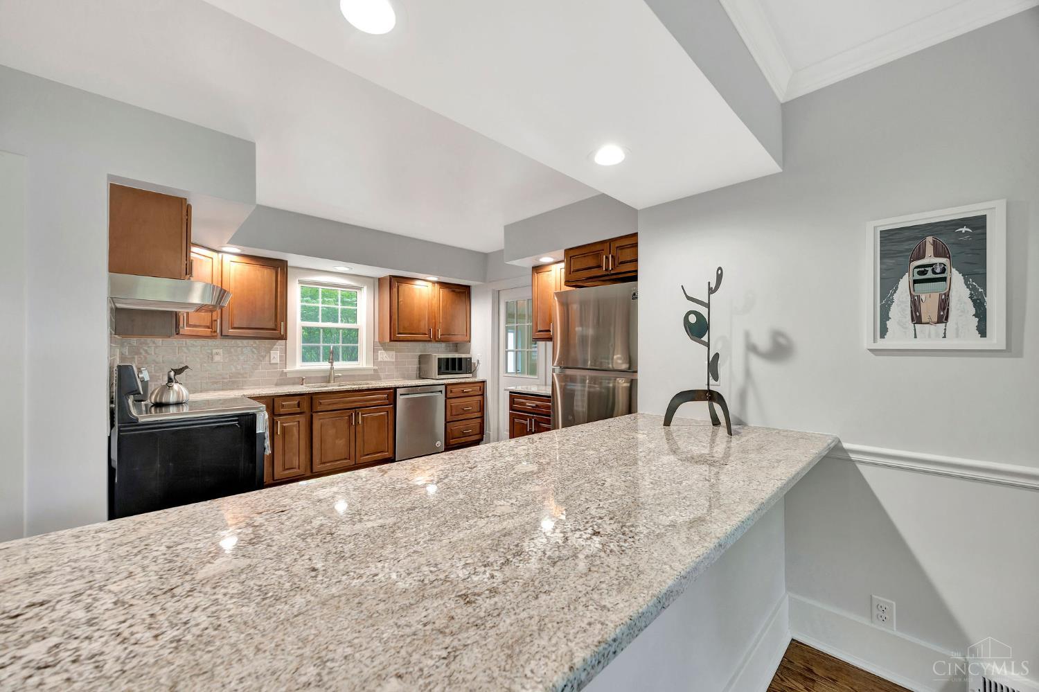 5115 Bonham Road Oxford, OH 45056 - Photo 5 of 24 Wide View of Kitchen from Breakfast Nook.