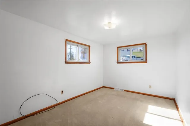 $160,000 | 275 Hallam Road, Washington, PA 15301