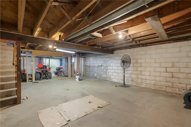 $160,000 | 275 Hallam Road, Washington, PA 15301