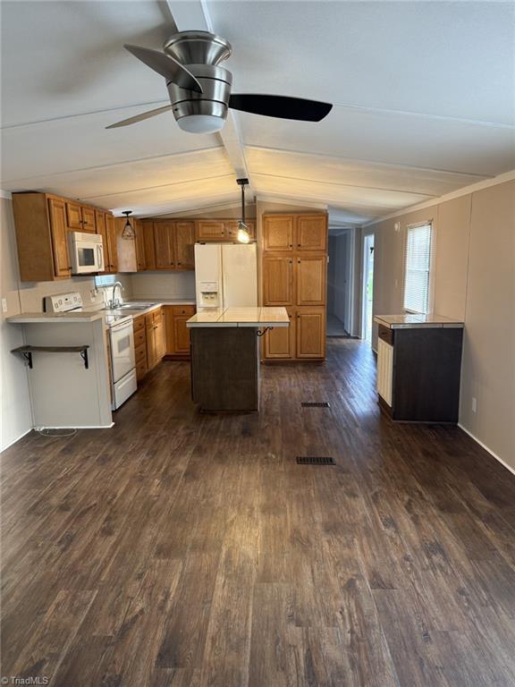 3085 Stonehenge Road Thomasville, NC 27360 - Photo 16 of 19 Look how large this kitchen/Great Room is!!