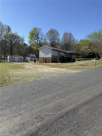$179,900 | 3085 Stonehenge Road, Thomasville, NC 27360