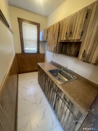 $1,895 | 65 1st Street, Unit 2, Hamden, CT 06514