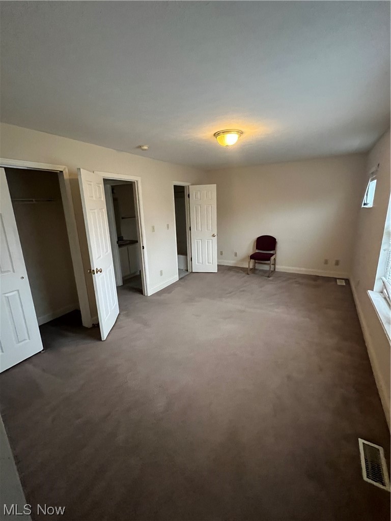 853 Helmsdale Road Cleveland, OH 44112 - Photo 10 of 15