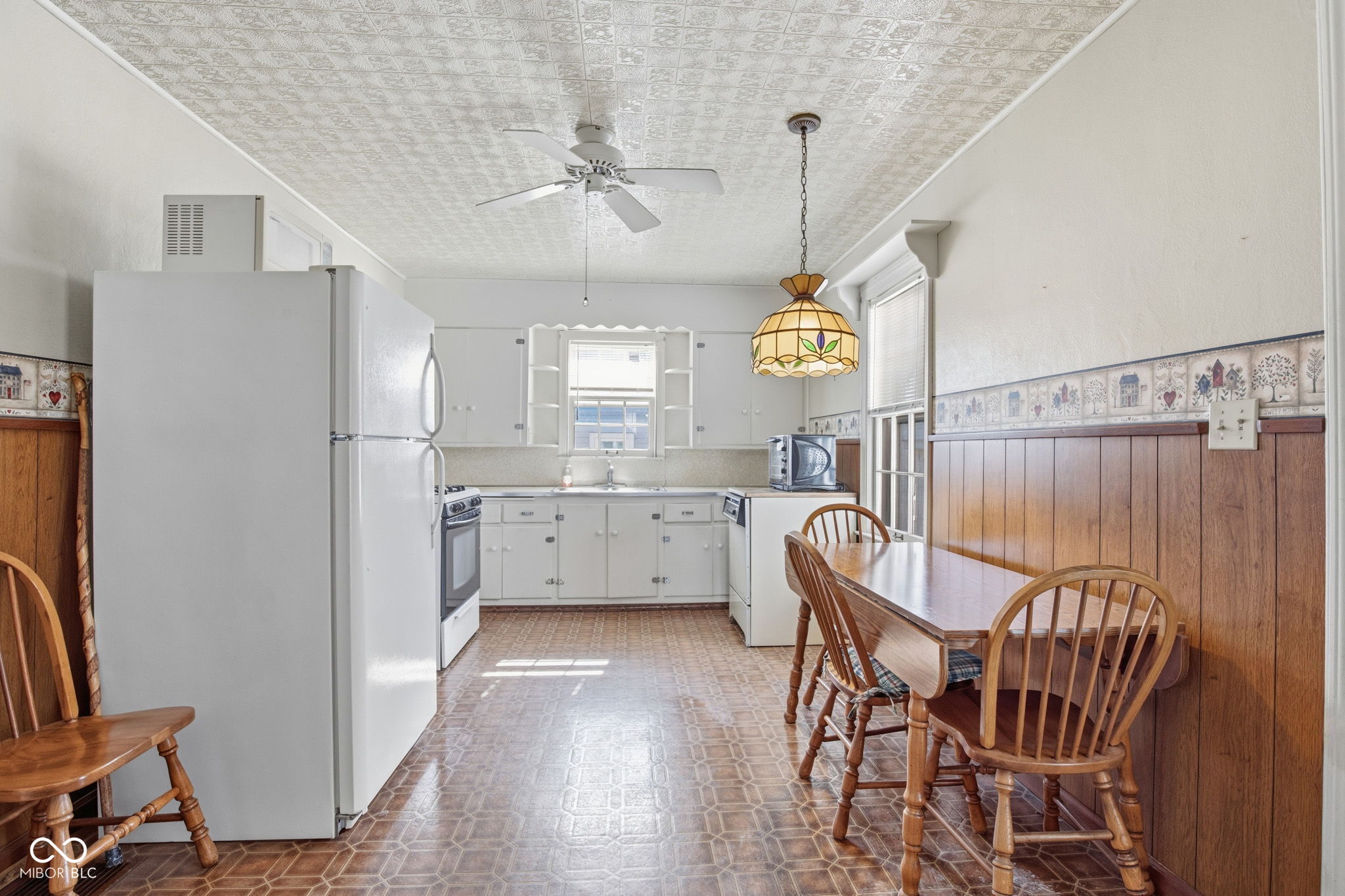 127 South Nursery Road Anderson, IN 46012 - Photo 15 of 44