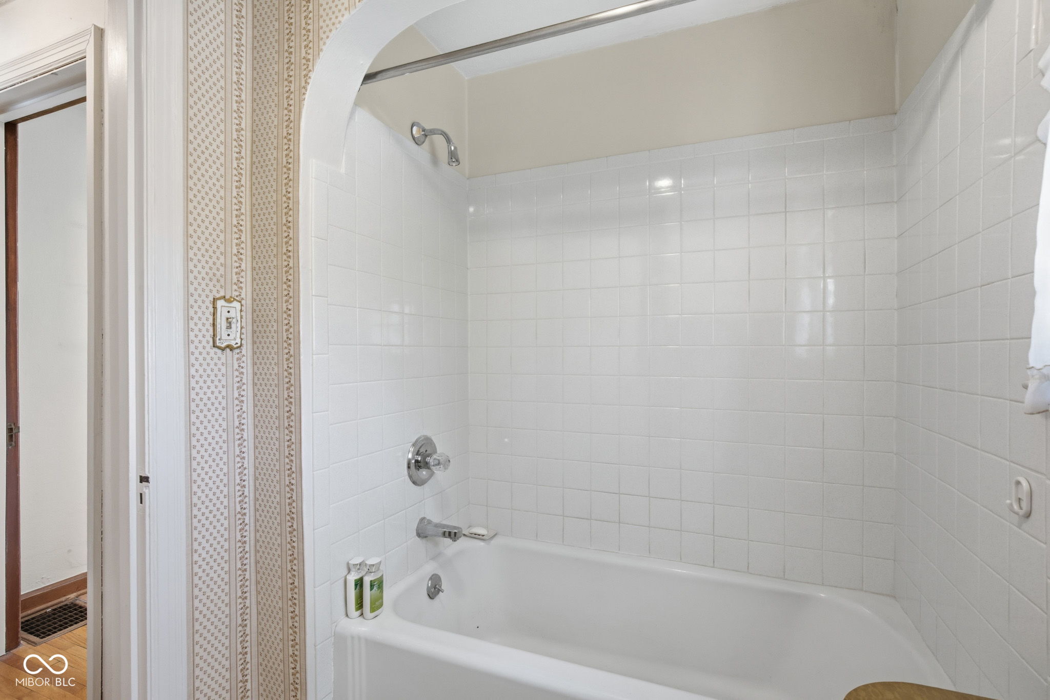 127 South Nursery Road Anderson, IN 46012 - Photo 33 of 44