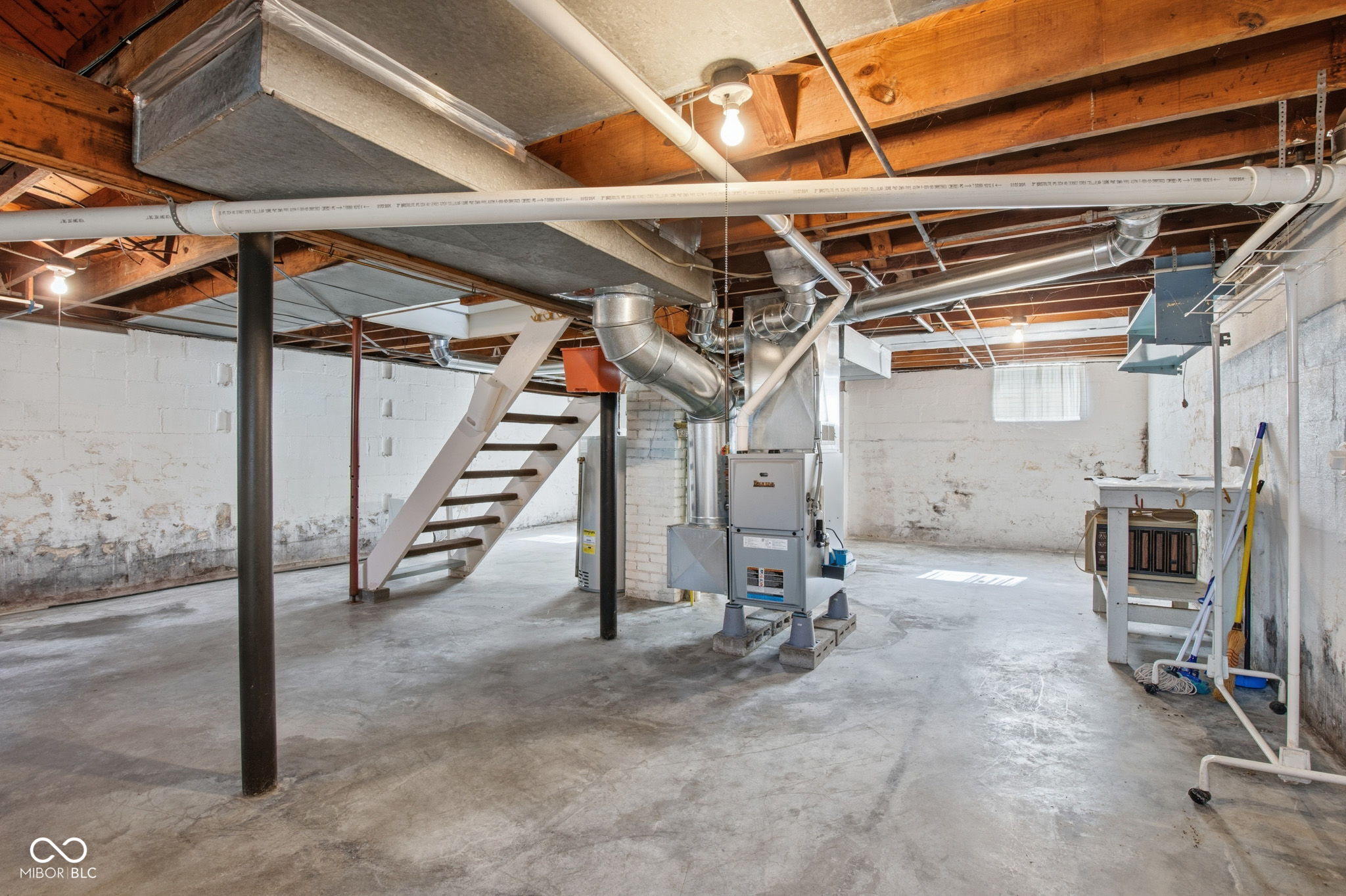 127 South Nursery Road Anderson, IN 46012 - Photo 36 of 44