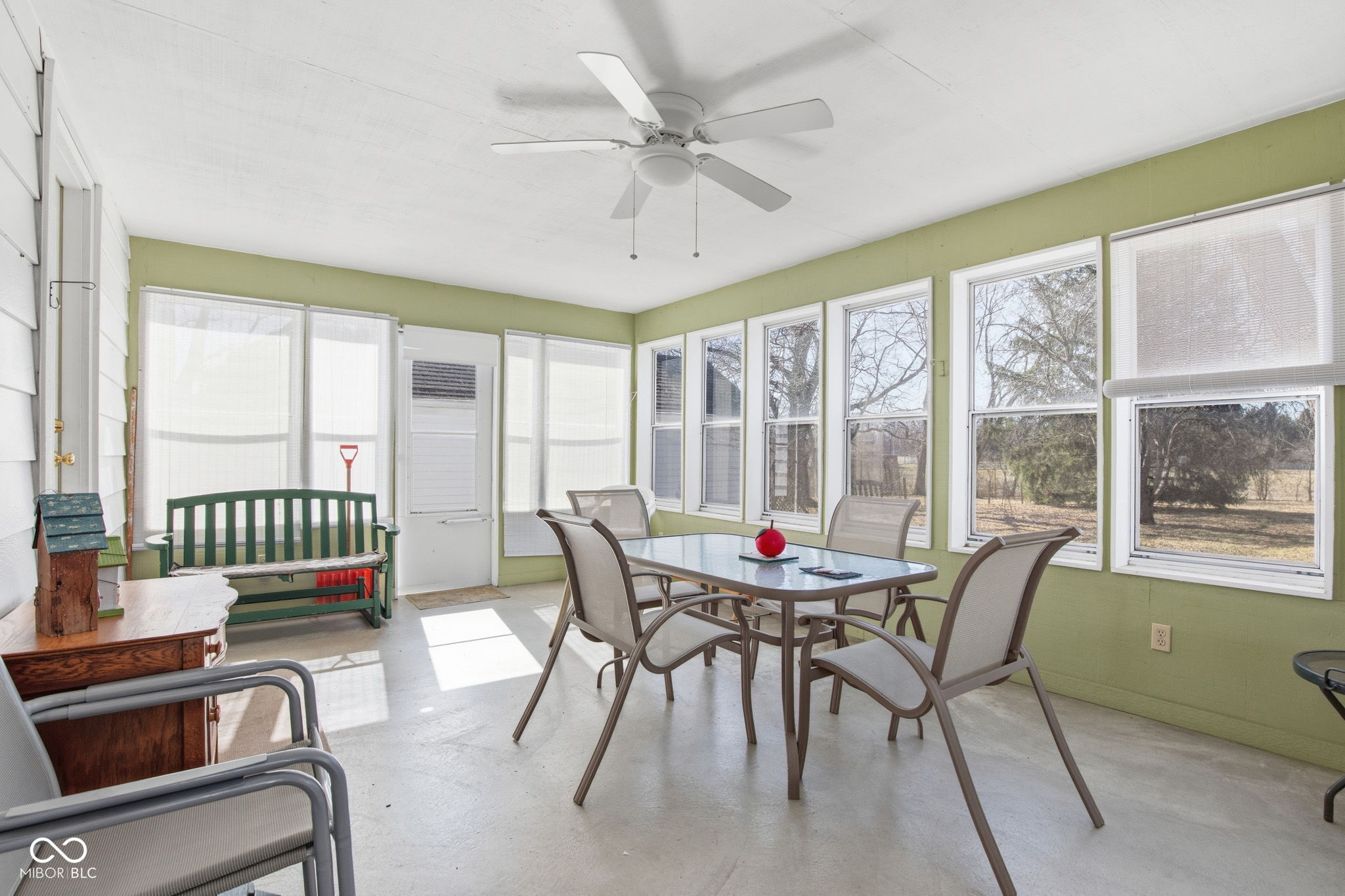 127 South Nursery Road Anderson, IN 46012 - Photo 4 of 44