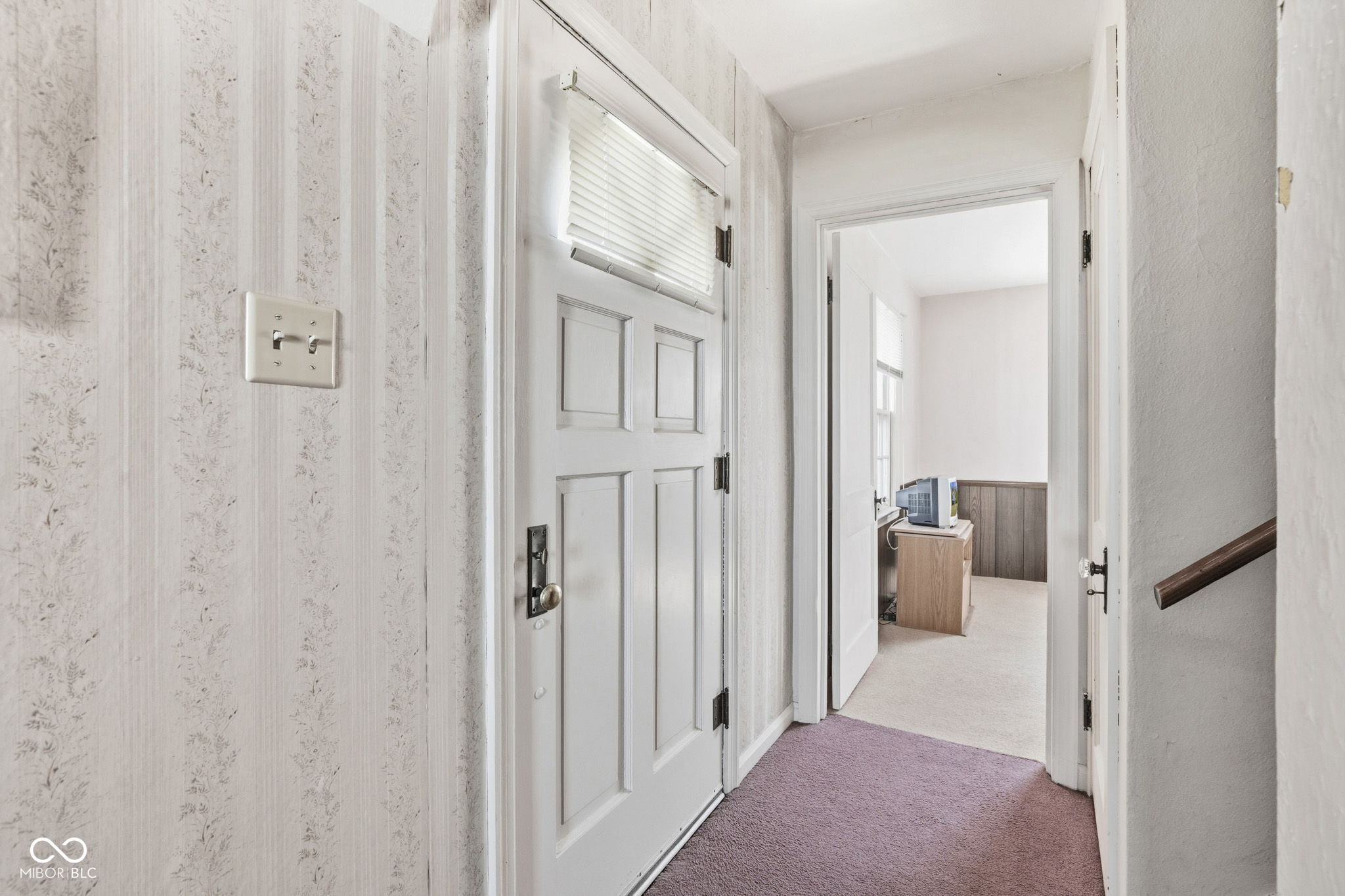 127 South Nursery Road Anderson, IN 46012 - Photo 7 of 44