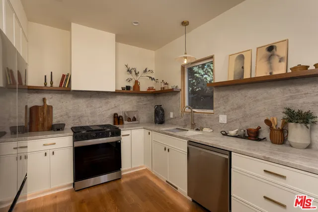 $1,295,000 | 1605 Council Street, Los Angeles, CA 90026