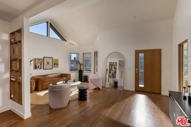 $1,295,000 | 1605 Council Street, Los Angeles, CA 90026