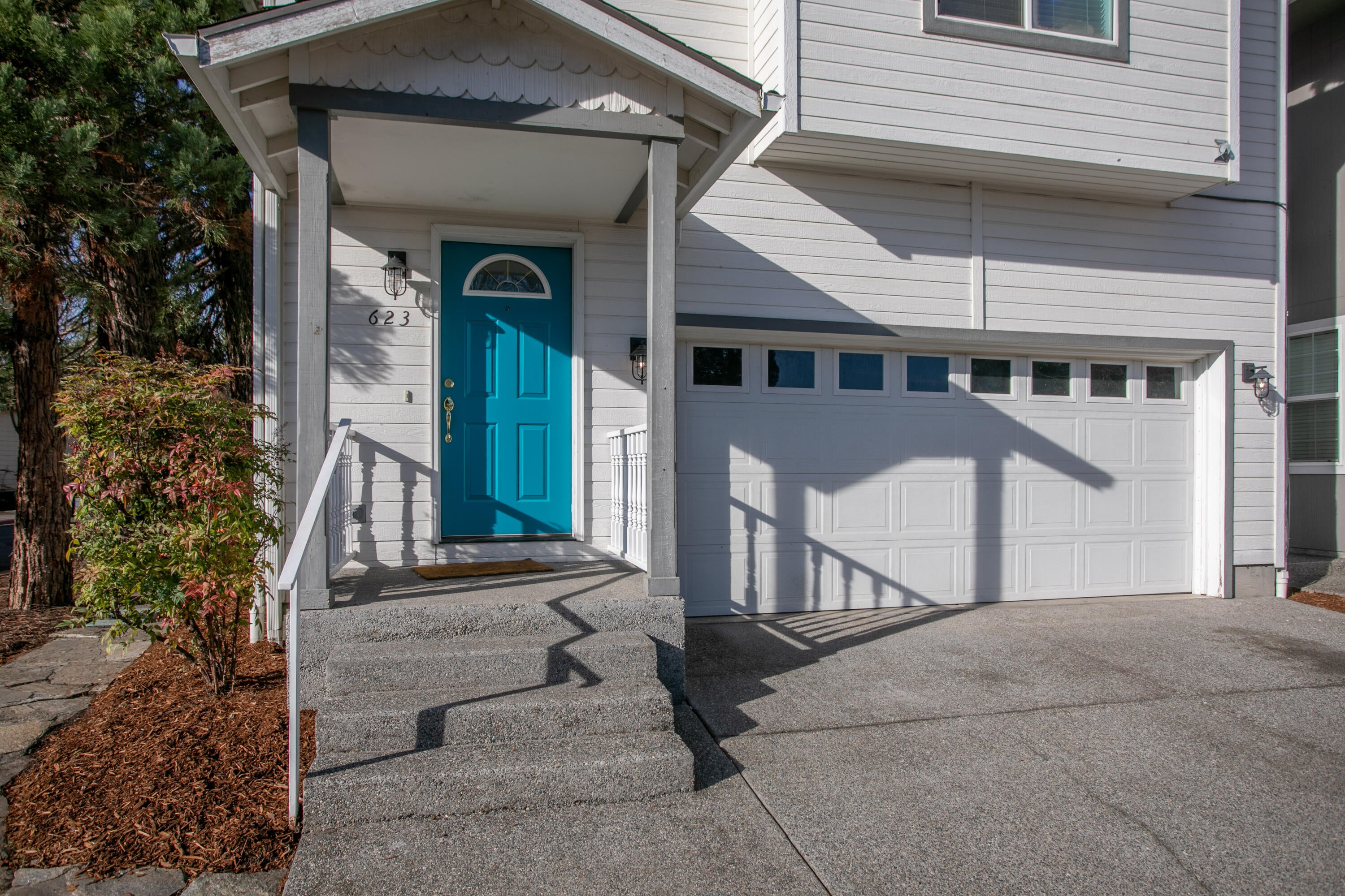 623 Shadow Way Central Point, OR 97502 - Photo 4 of 37 Shadow632-7487
