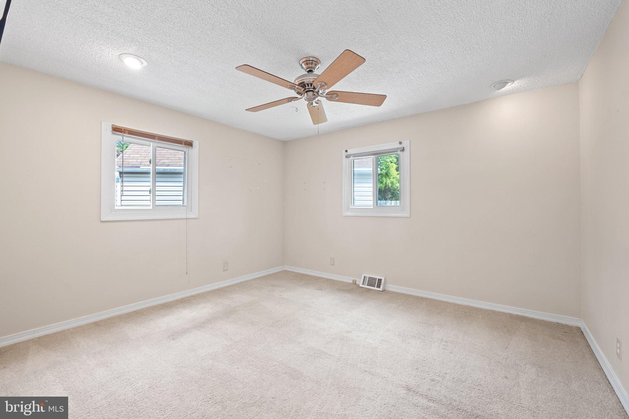 144 Cedarmere Road Owings Mills, MD 21117 - Photo 13 of 32 Bedroom 1 - 1st floor