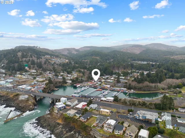 a view of a lake in middle of the town