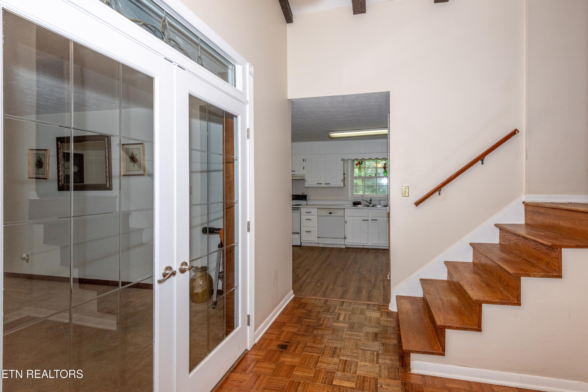 133 Windham Road Oak Ridge, TN 37830 - Photo 4 of 35 a view of entryway and hall with wooden floor