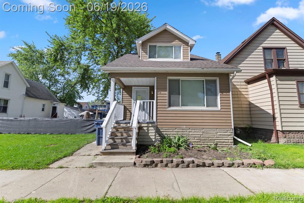 74 Pine Street River Rouge, MI 48218 - Photo 3 of 25
