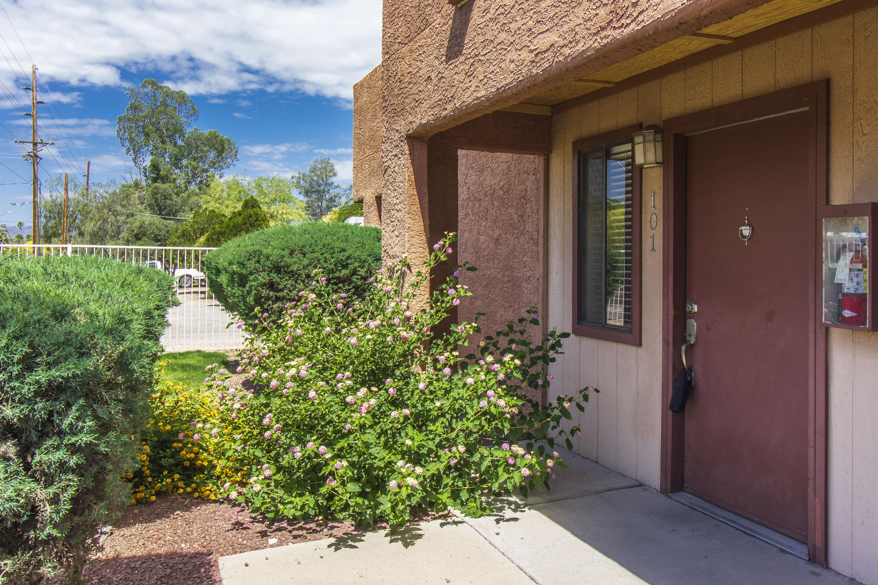 1745 East Glenn Street, Unit 101 Tucson, AZ 85719 - Photo 2 of 23
