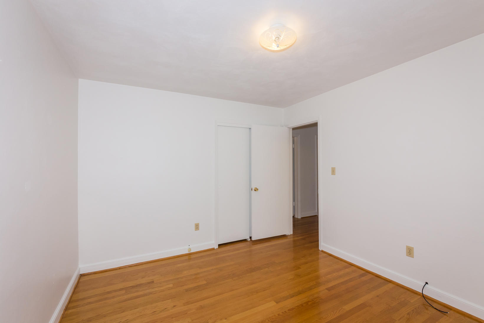 3604 Georgetown Road Roanoke, VA 24018 - Photo 23 of 35 IMG_1538