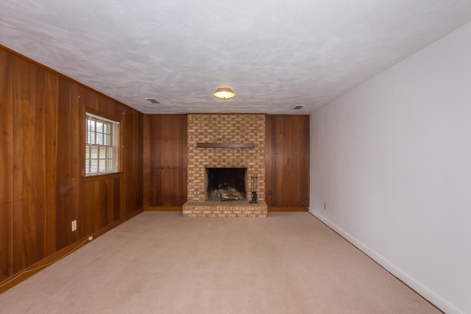 3604 Georgetown Road Roanoke, VA 24018 - Photo 28 of 35 IMG_1545