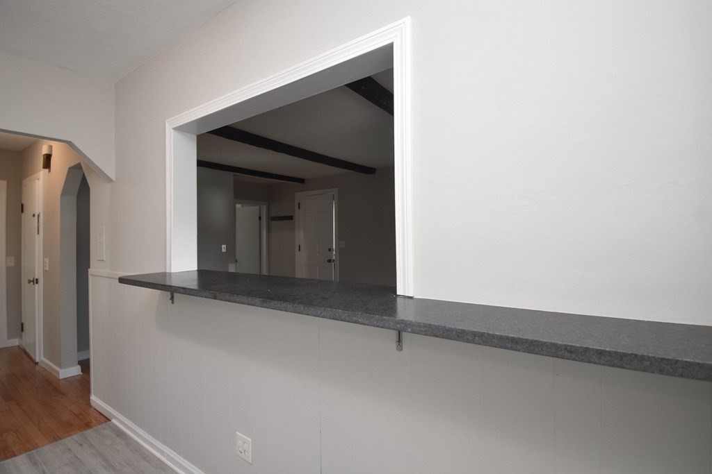 258 Shawmut Street Springfield, MA 01108 - Photo 11 of 38