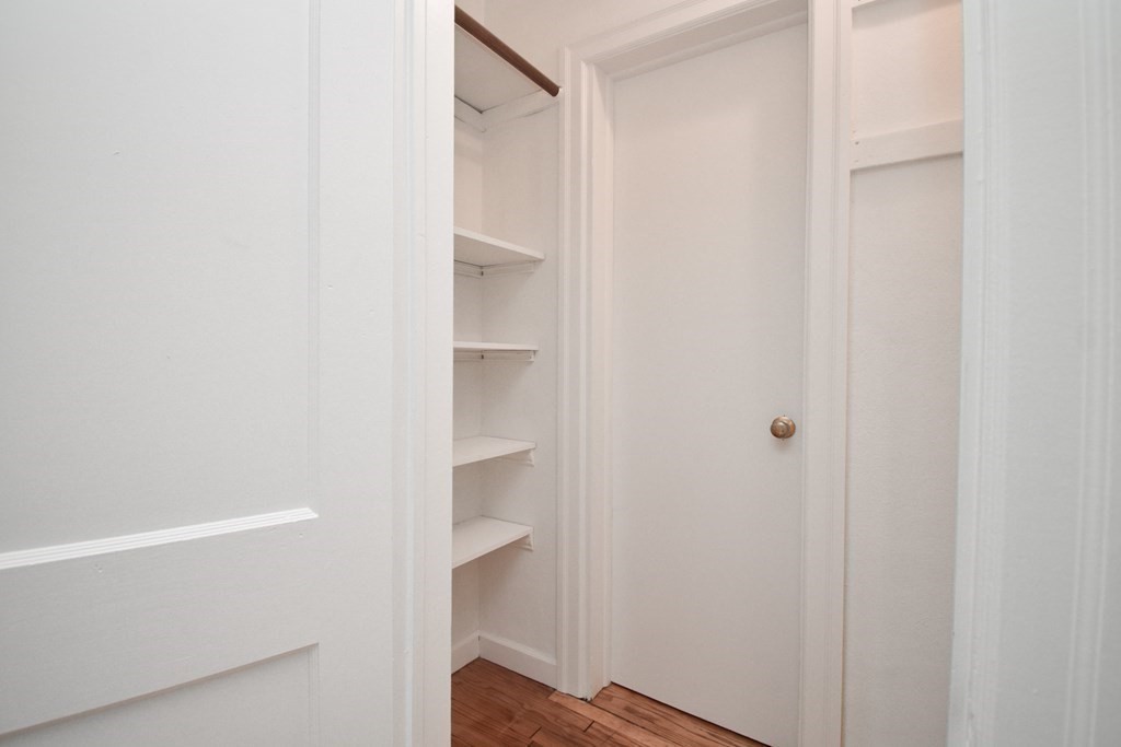 258 Shawmut Street Springfield, MA 01108 - Photo 19 of 38