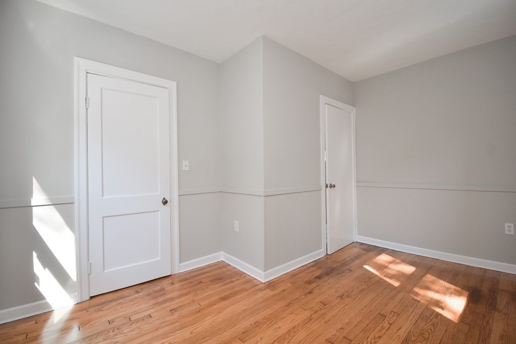 258 Shawmut Street Springfield, MA 01108 - Photo 20 of 38
