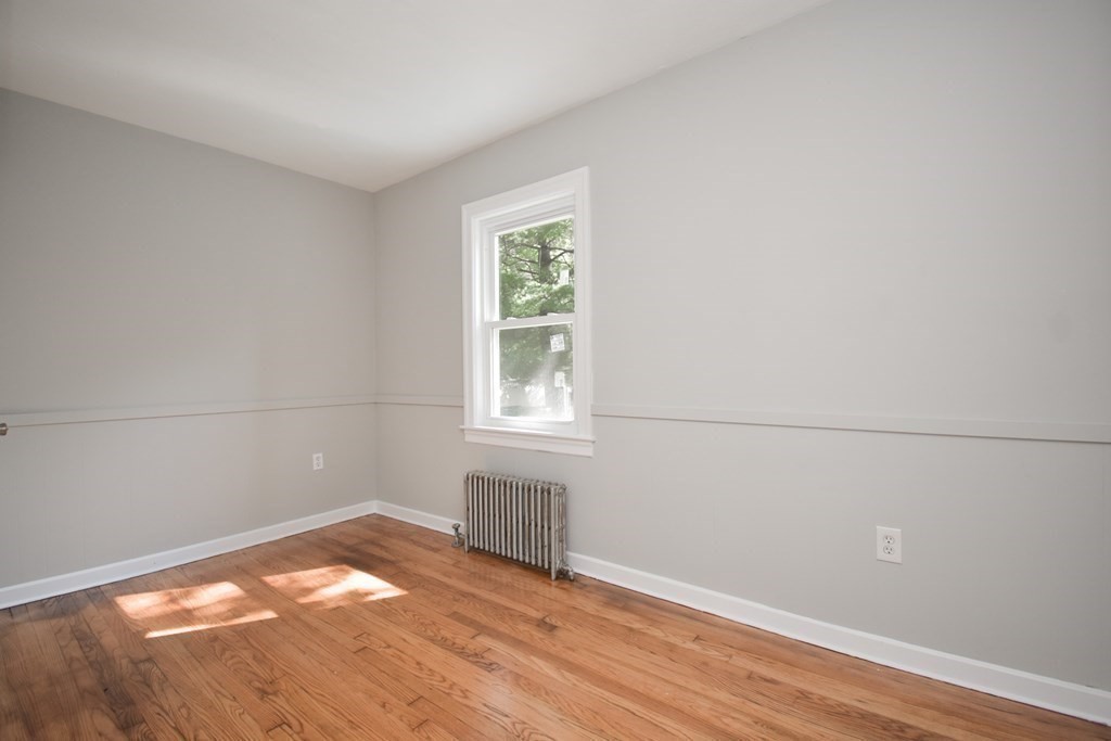 258 Shawmut Street Springfield, MA 01108 - Photo 21 of 38