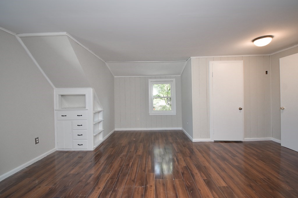 258 Shawmut Street Springfield, MA 01108 - Photo 29 of 38