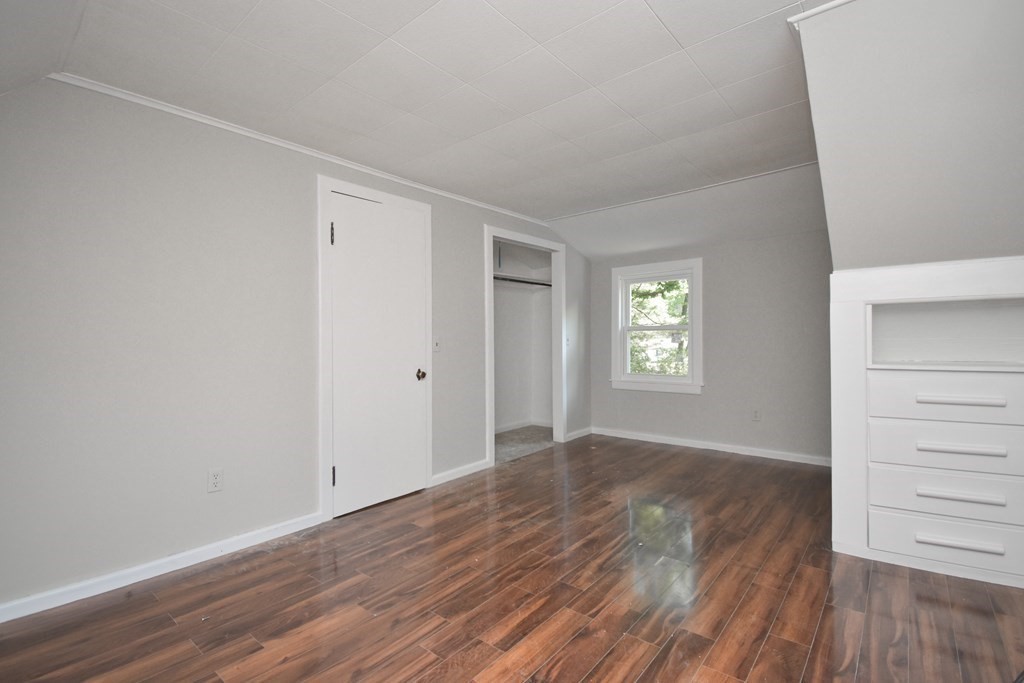 258 Shawmut Street Springfield, MA 01108 - Photo 30 of 38