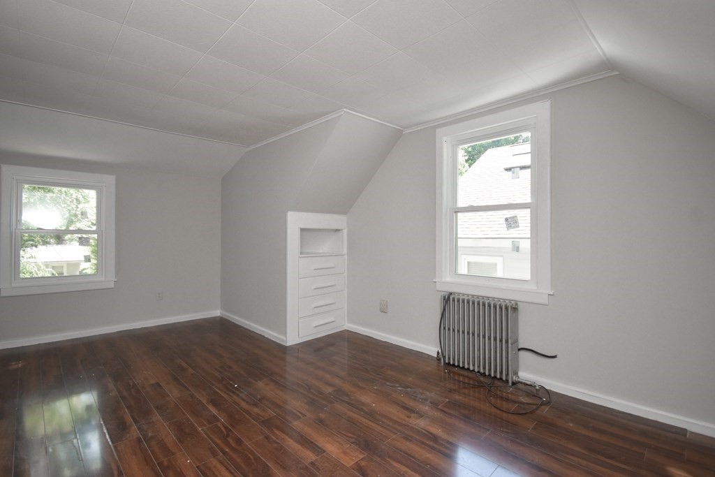 258 Shawmut Street Springfield, MA 01108 - Photo 32 of 38