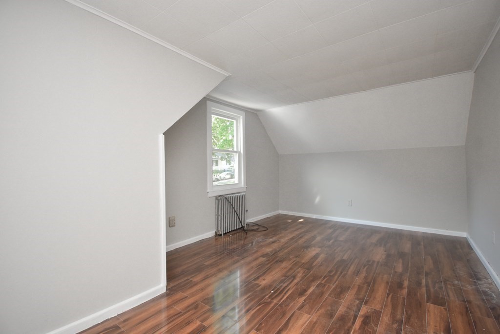 258 Shawmut Street Springfield, MA 01108 - Photo 33 of 38
