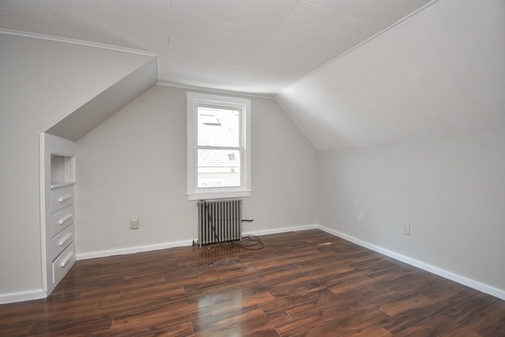 258 Shawmut Street Springfield, MA 01108 - Photo 34 of 38