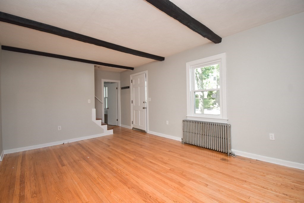 258 Shawmut Street Springfield, MA 01108 - Photo 7 of 38