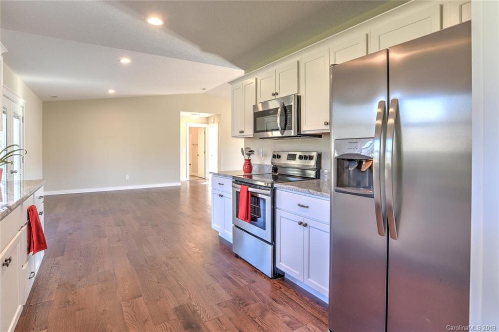 478 Morgan Road Candler, NC 28715 - Photo 11 of 31 Gallery Image 11
