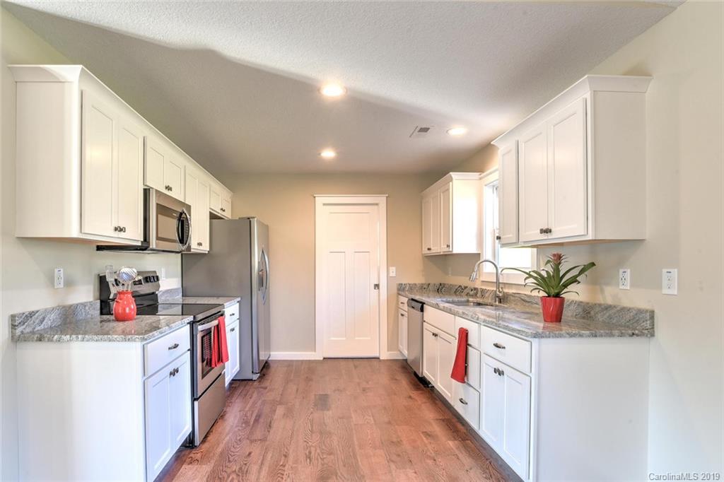 478 Morgan Road Candler, NC 28715 - Photo 12 of 31 Gallery Image 12