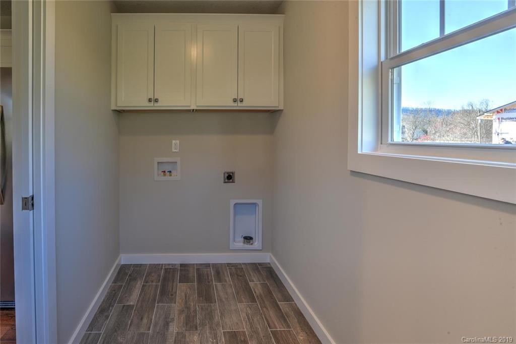 478 Morgan Road Candler, NC 28715 - Photo 15 of 31 Gallery Image 15