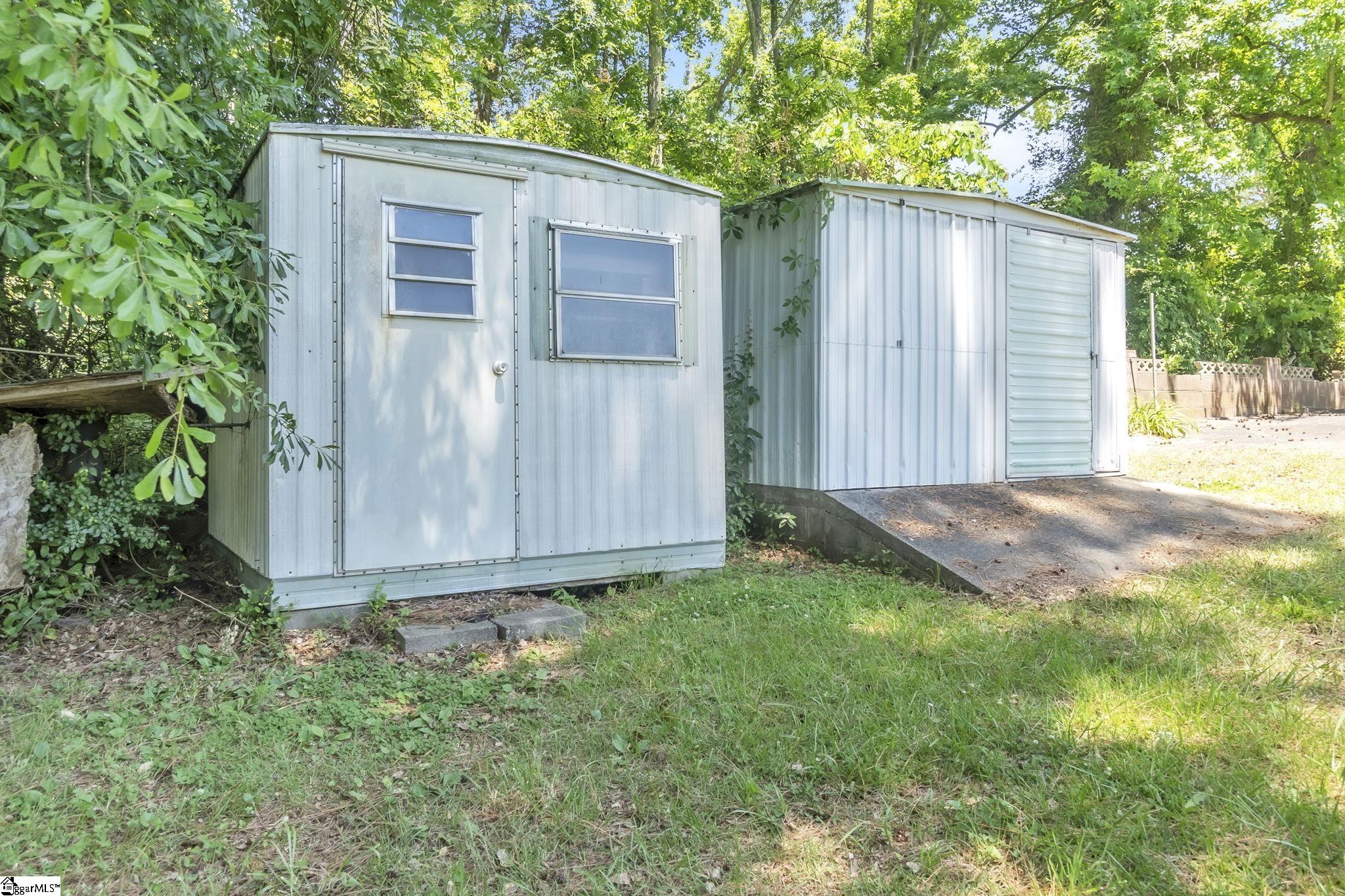 621 Church Street Laurens, SC 29360 - Photo 22 of 23