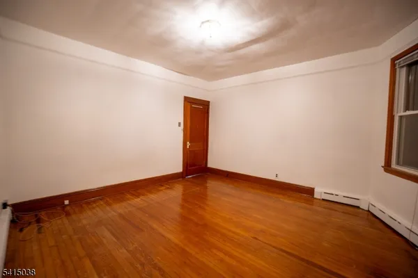 $2,800 | 91 Halstead Avenue, Unit 1, Wallington, NJ 07057