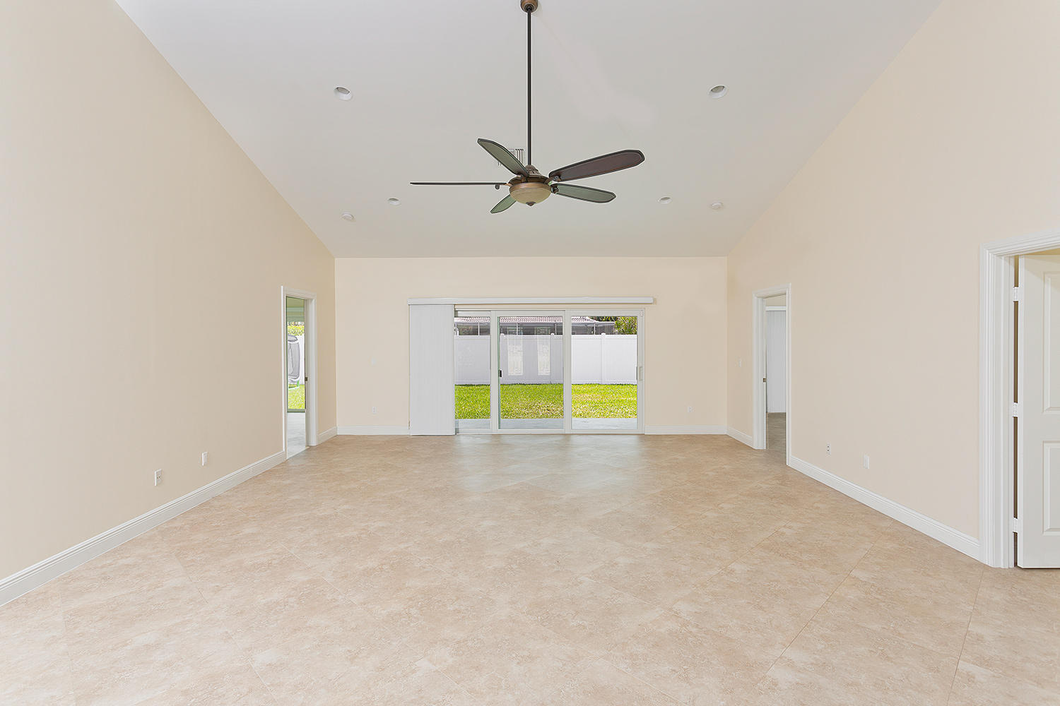 26 Pinehurst Lane Boca Raton, FL 33431 - Photo 17 of 36 17_Livingroom3