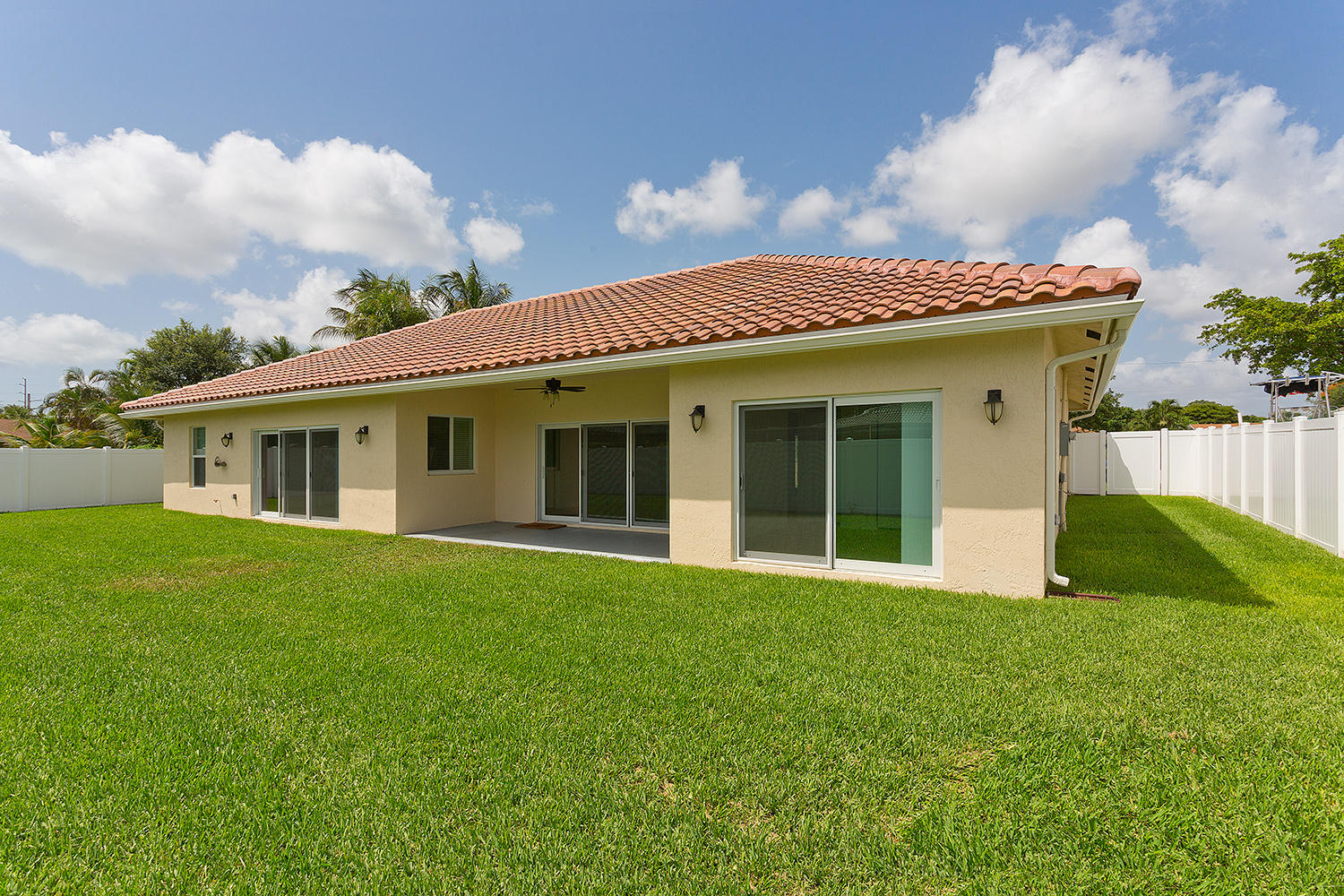 26 Pinehurst Lane Boca Raton, FL 33431 - Photo 33 of 36 33_BackExterior1