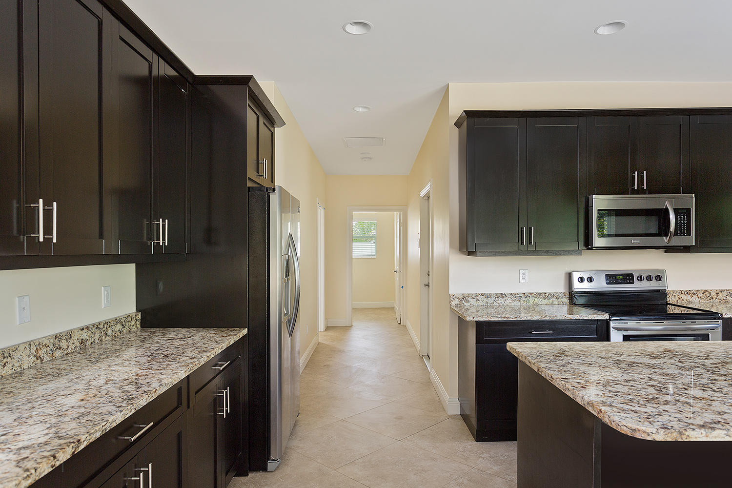 26 Pinehurst Lane Boca Raton, FL 33431 - Photo 5 of 36 05_KitchenLayout1