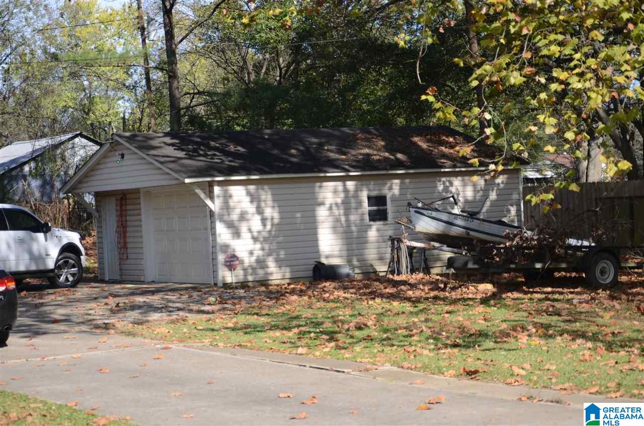 220 Gwin Avenue Bessemer, AL 35023 - Photo 14 of 24