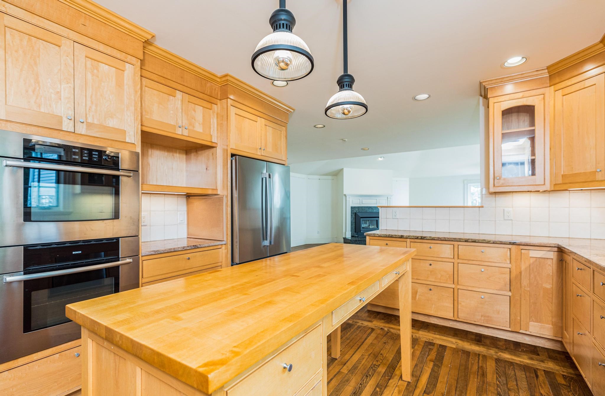 74 Court Street Exeter, NH 03833 - Photo 11 of 33 Gallery Image 11